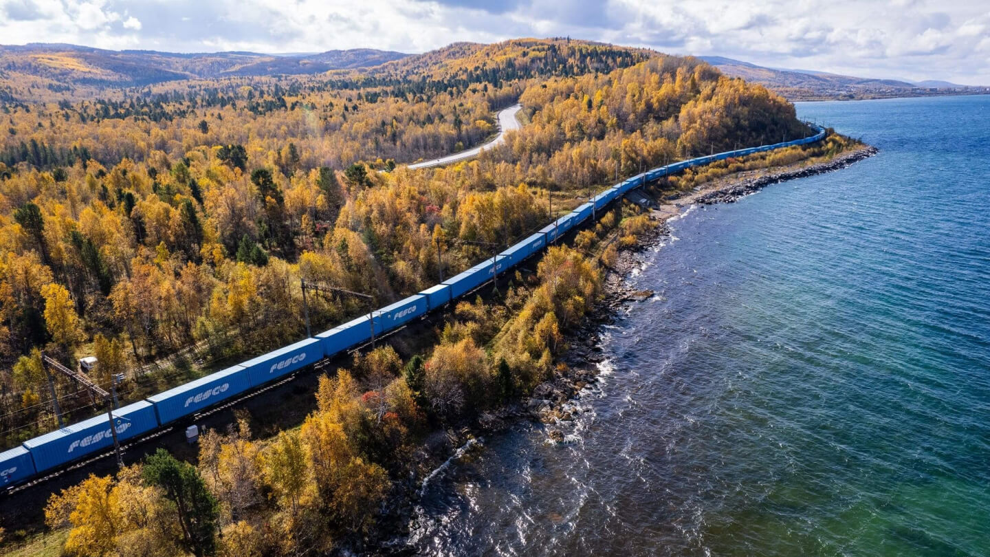 Регулярный контейнерный поезд Москва — Иркутск (FBaS)