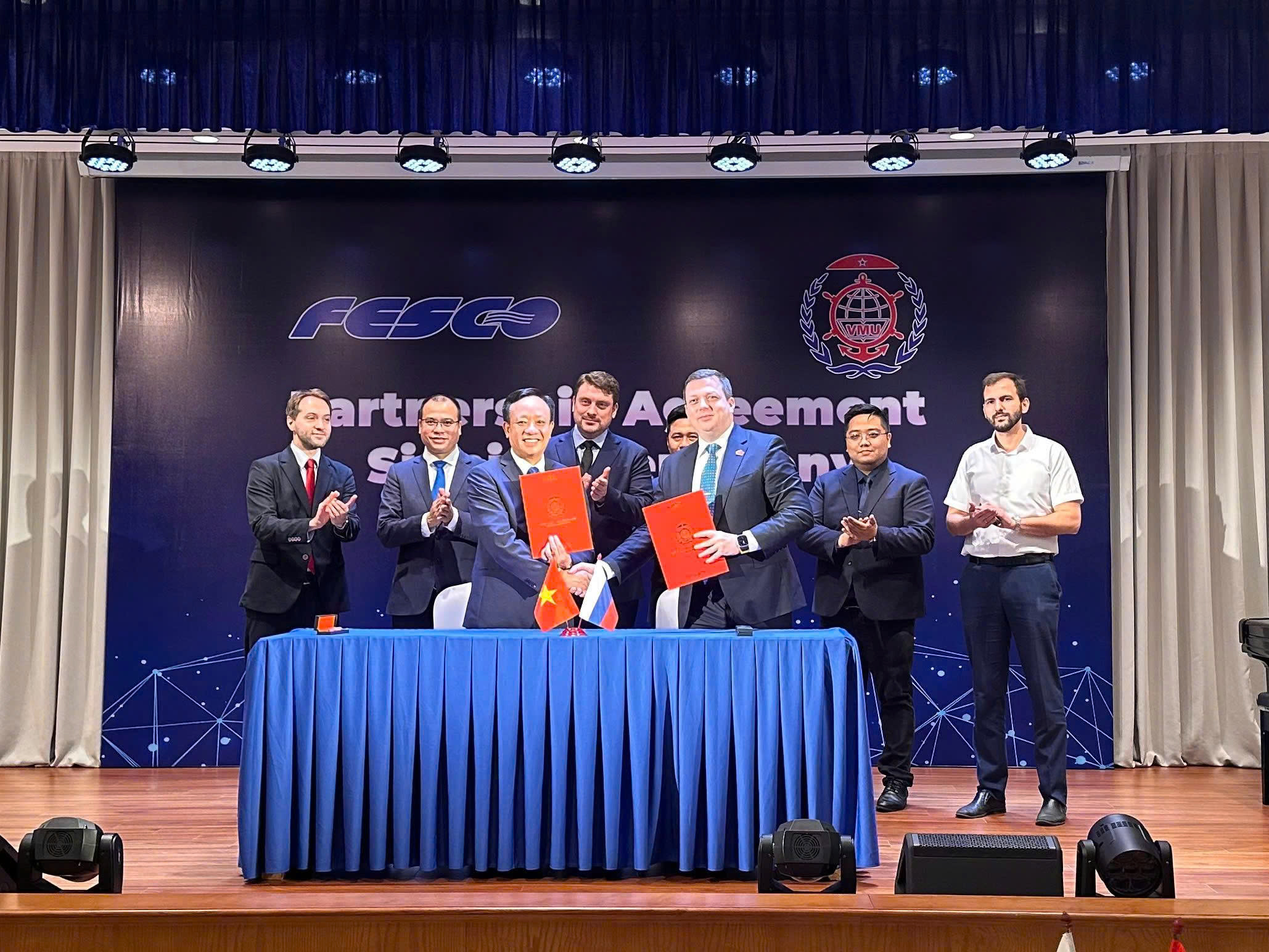 FESCO и Вьетнамский морской университет договорились о сотрудничестве в сфере подготовки кадров FESCO и Вьетнамский морской университет договорились о сотрудничестве в сфере подготовки кадров
