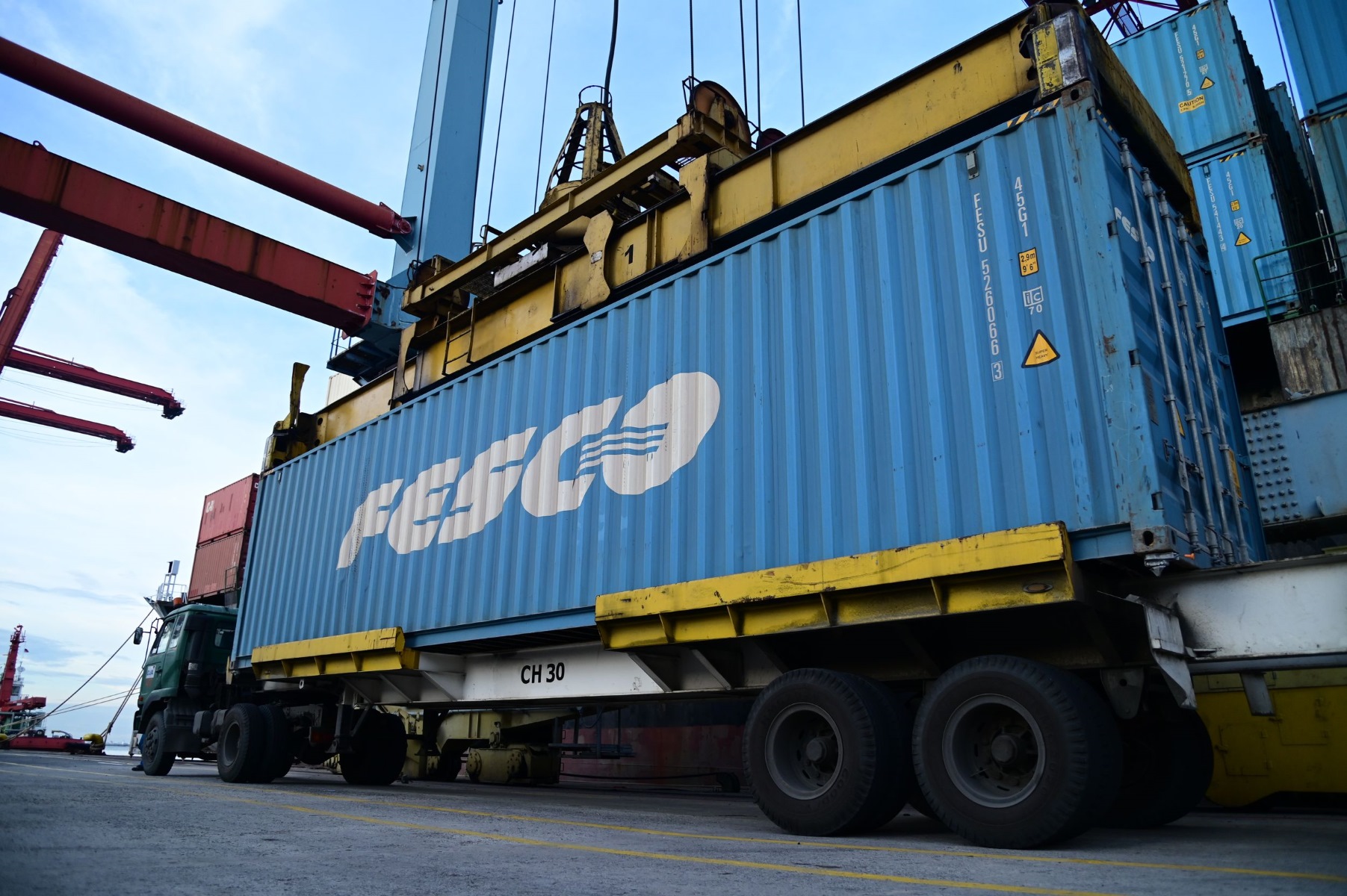 FESCO запустила морской контейнерный сервис между ЮАР и Россией