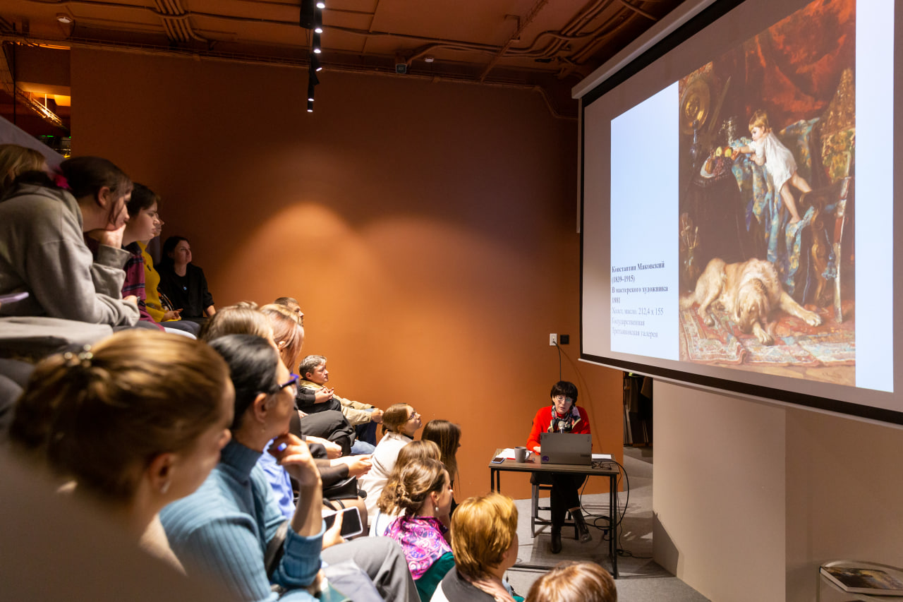 Около 7 тысяч гостей посетили созданное ГТГ и FESCO Общественное пространство Третьяковской галереи