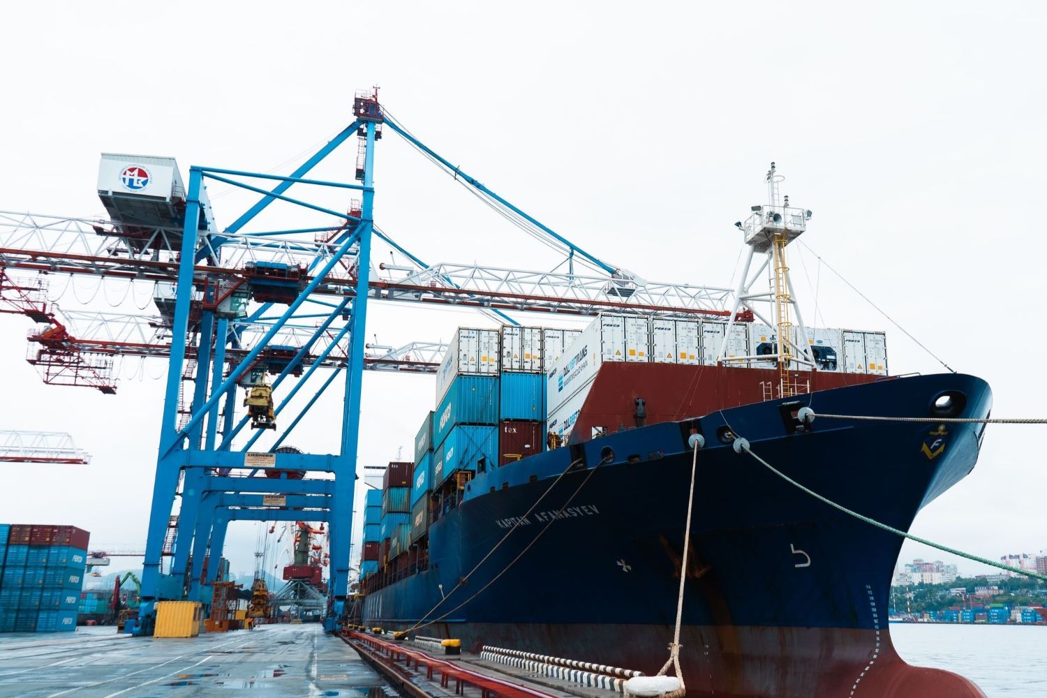 FESCO запустила прямую контейнерную линию Владивосток — Шанхай